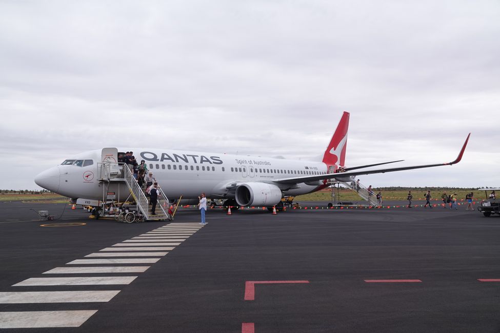 Arrival at Uluru / Ayers Rock