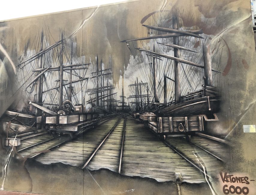 ... e arte di strada dietro l'angolo