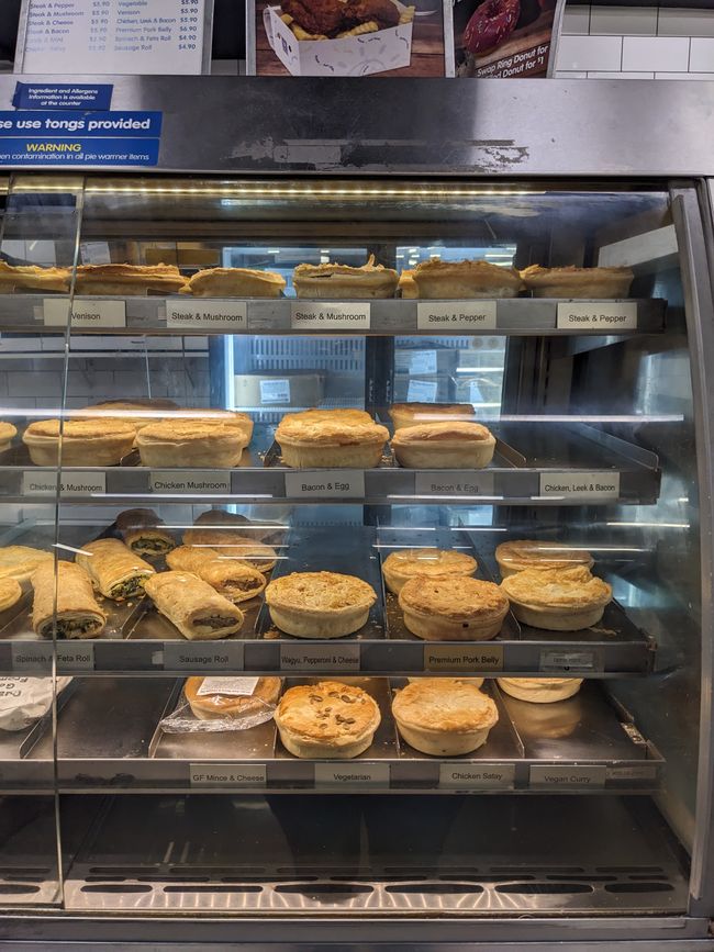 Common food in New Zealand: pies