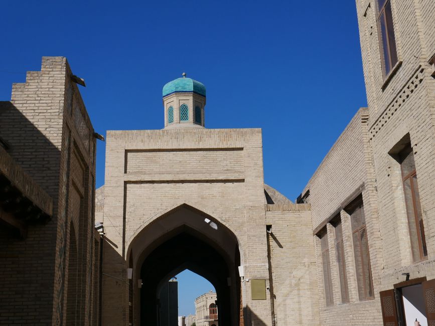 Bukhara – Tre giorni nella città nel deserto lungo la Via della Seta