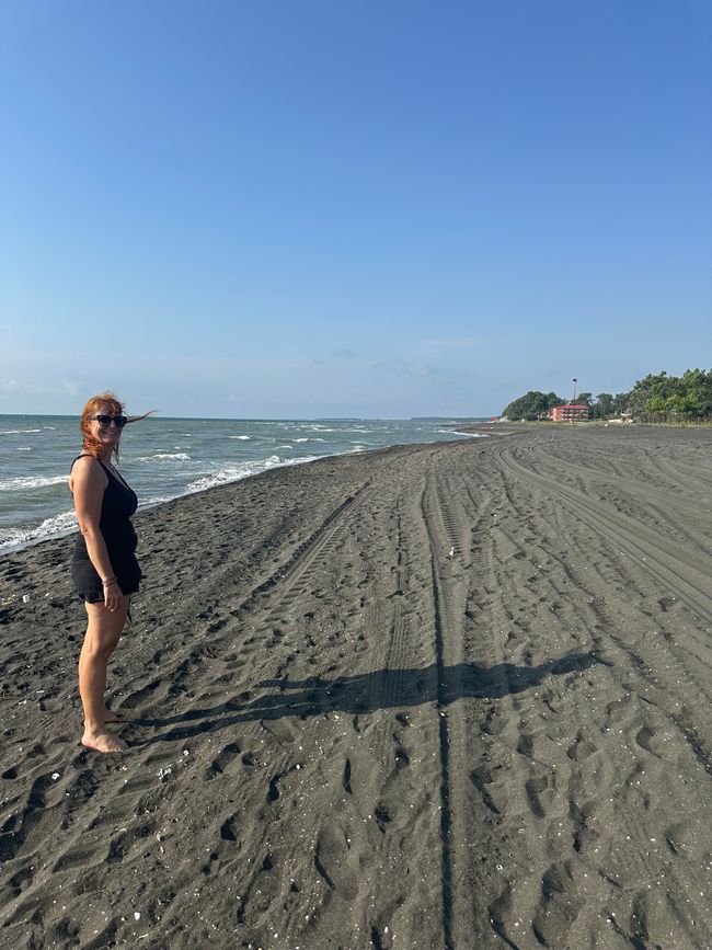 Schwarzer Sand am schwarzen Meer