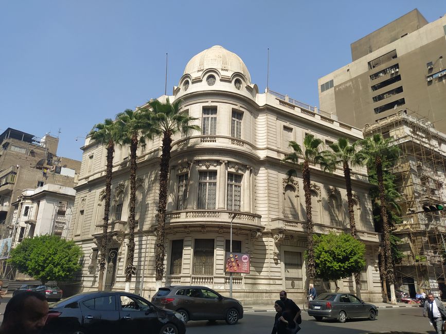 Erste Schritte und Begegnungen