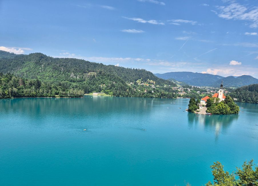 Batalla del calor en el Lago Bled
duz