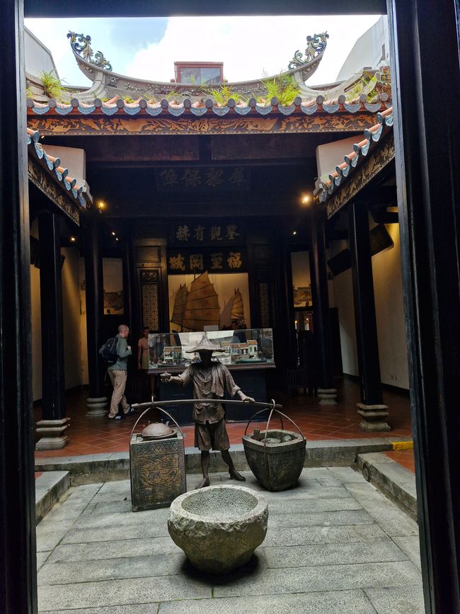 Alte Ankunftshalle (hiervor stand mal das Meer)