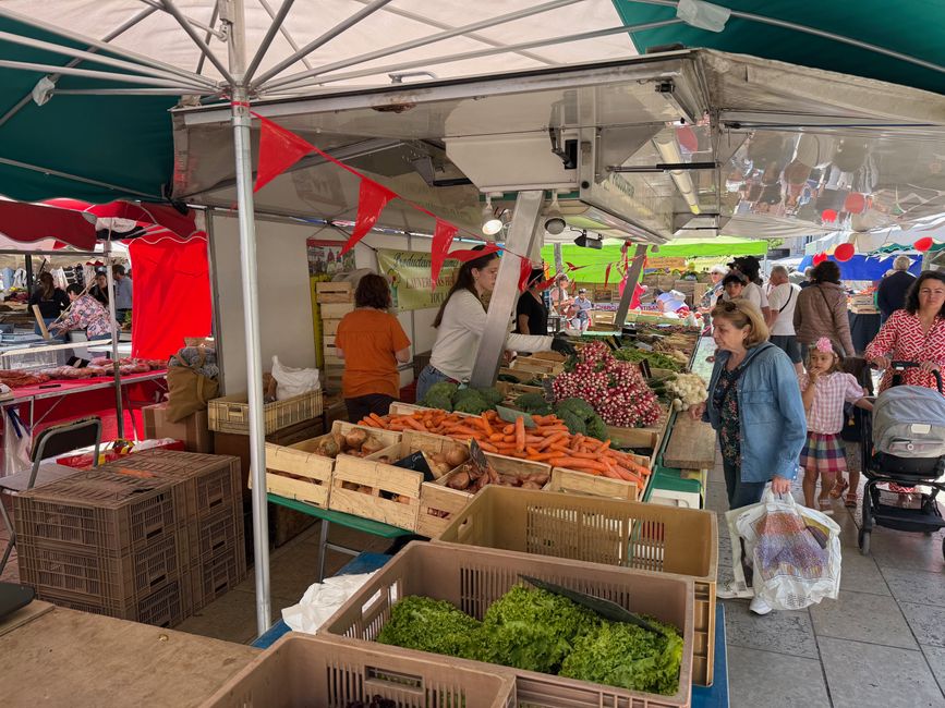 Marché sur la Place des Clercs