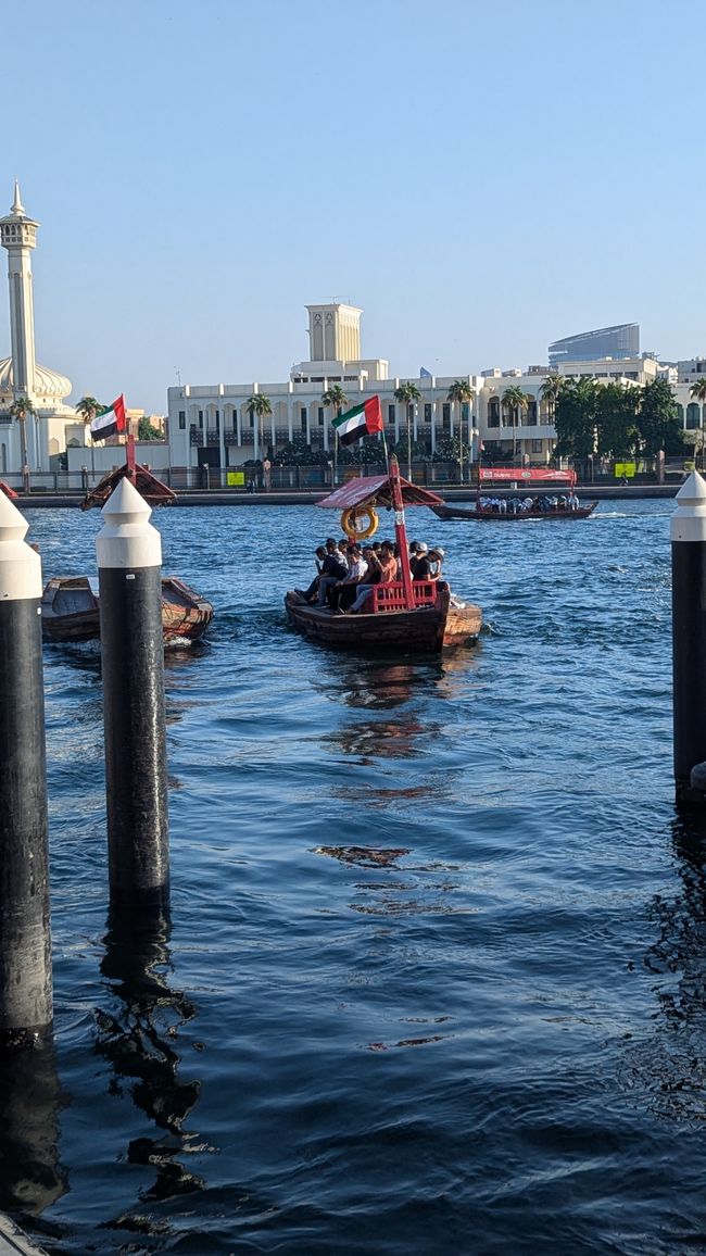 Tag 3 (2024) Dubai JBR Beach, Souks Deira e The One and Only