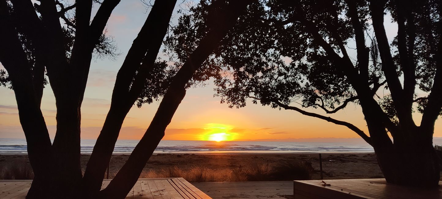 Sonnenaufgang am Sonntagmorgen