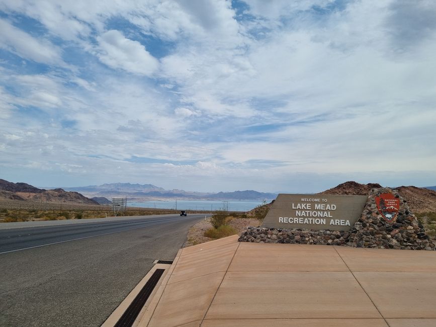Kalifornien 2025, Tag 13, Las Vegas Sign, Hoover Dam und Lake Mead