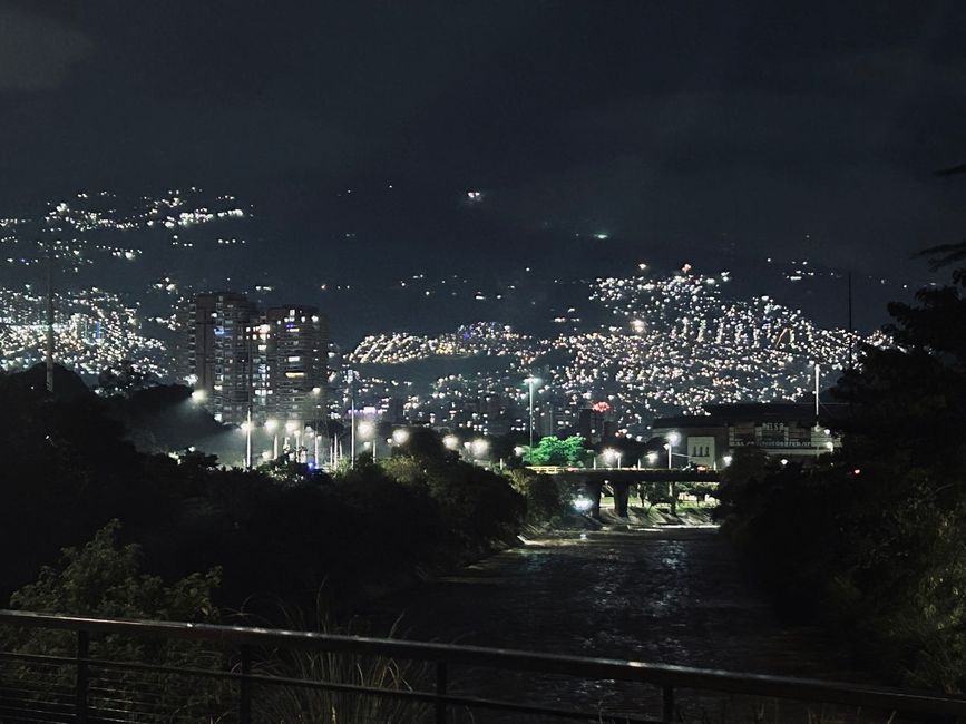 Mitternacht in Medellìn 🎇