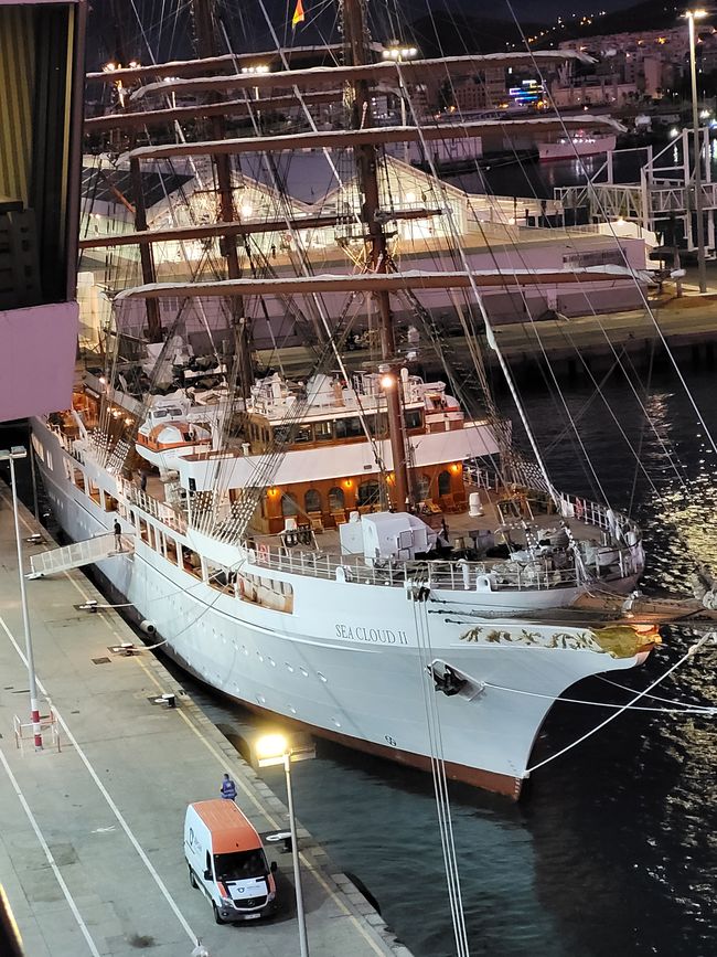Un beau bateau aussi - le Seacloud