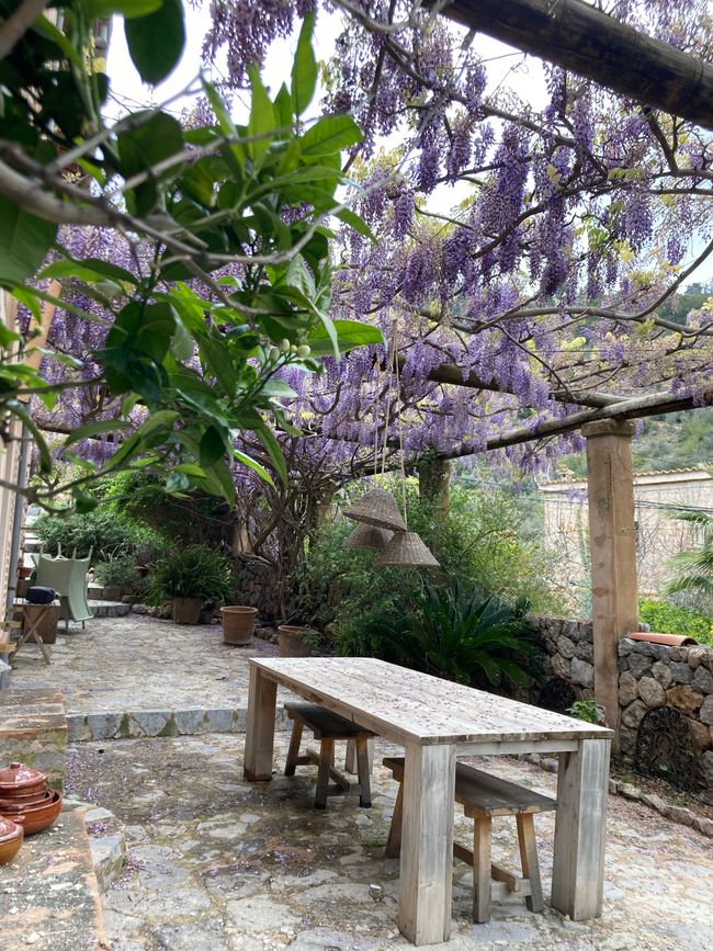 Fornalutx… heißt übersetzt, bestimmt- „steile Treppen“