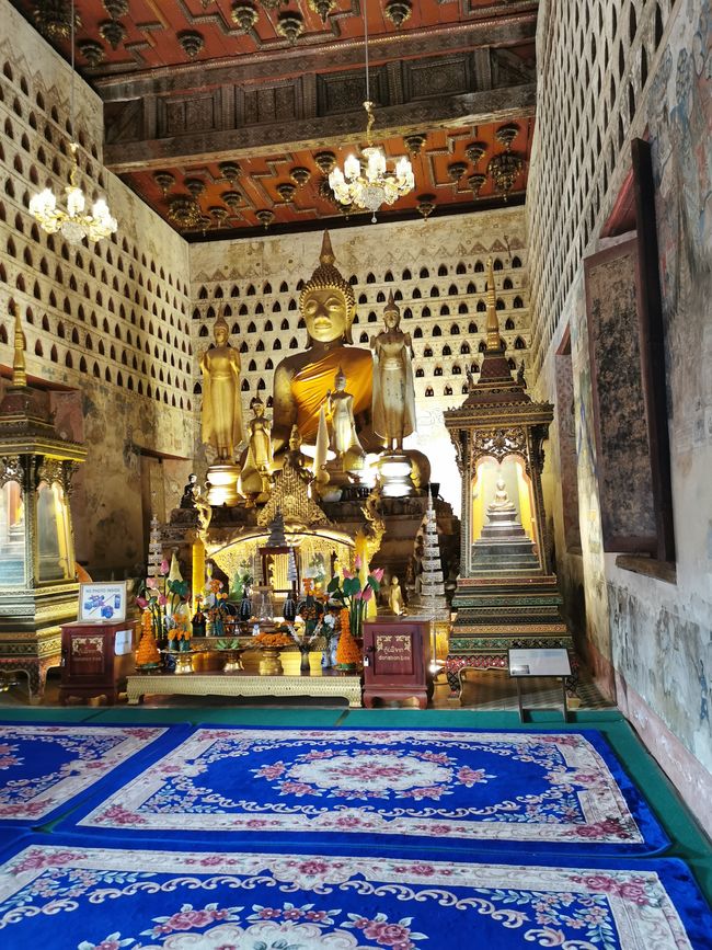 Vientiane - 1.5 days on a temple and museum tour