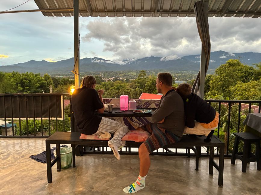 Von Chiang Mai nach Pai & <-