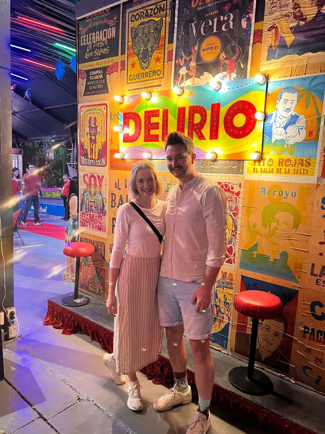Jour 5 : Explorer Cali 9f93fb, Spectacle de Salsa  1f483 1f3fc