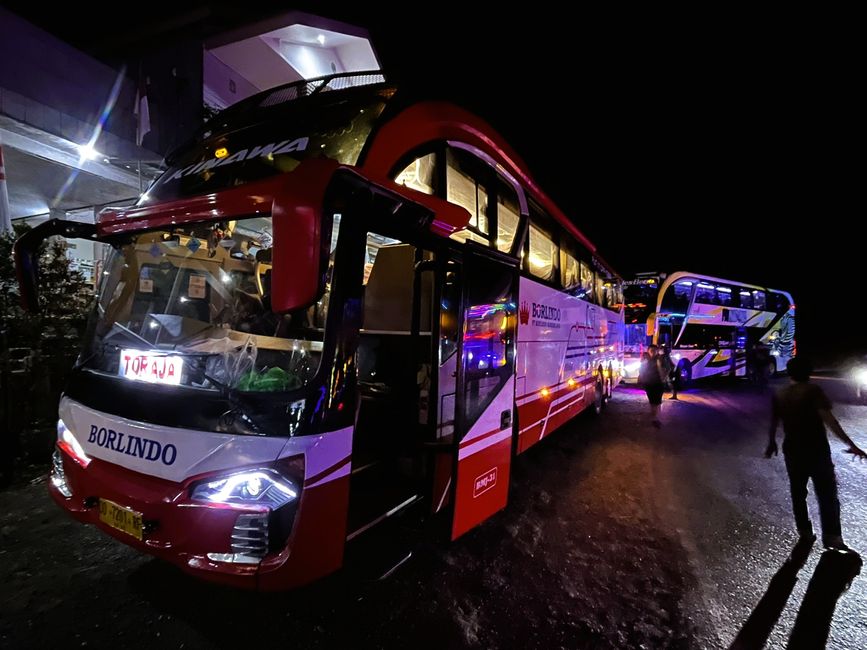 Nachtbus nach Rantepao