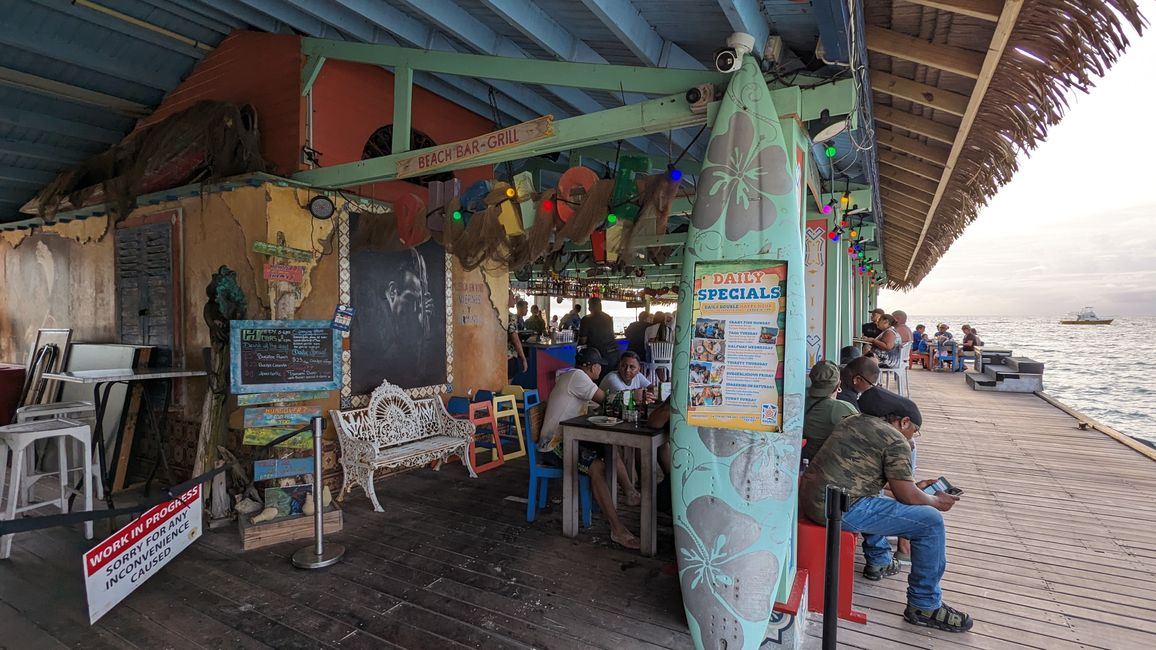 Bugaloe Beach Bar
