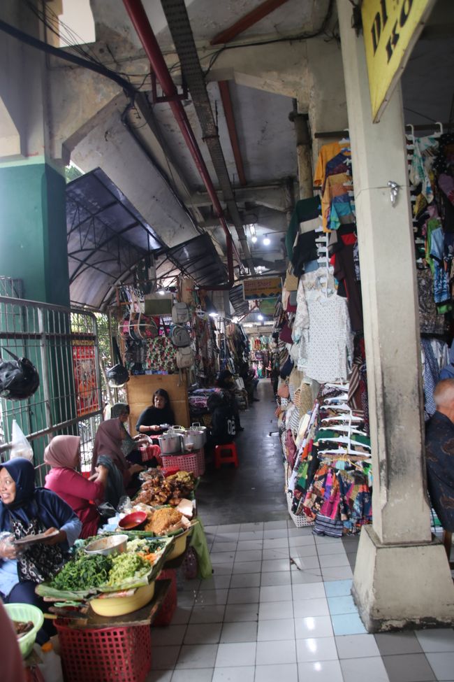 Etiqueta 3: En camino a Yogyakarta