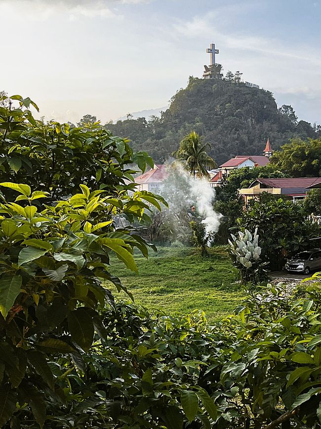 Rantepao, Ausblick von Pia's Poppies Hotel