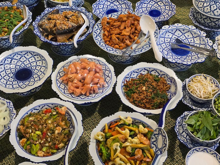 Amphawa!