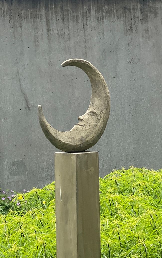 - und der Mond davor freut sich