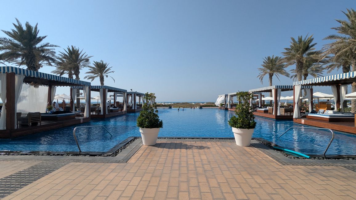 Saadiyat Beach Club