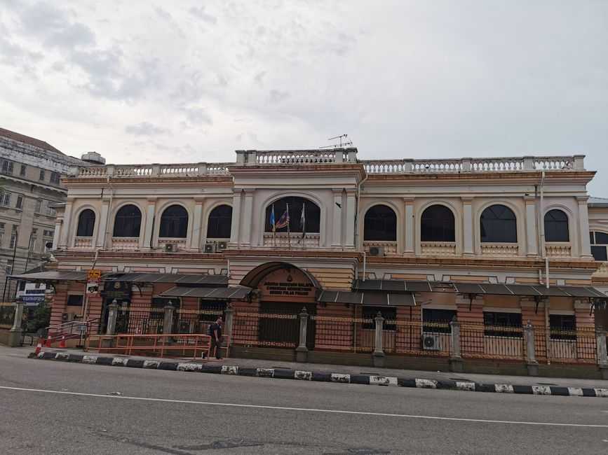 Viaggio verso l'isola di Penang e visite turistiche a Georgetown