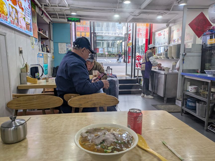 Scalo a Shanghai