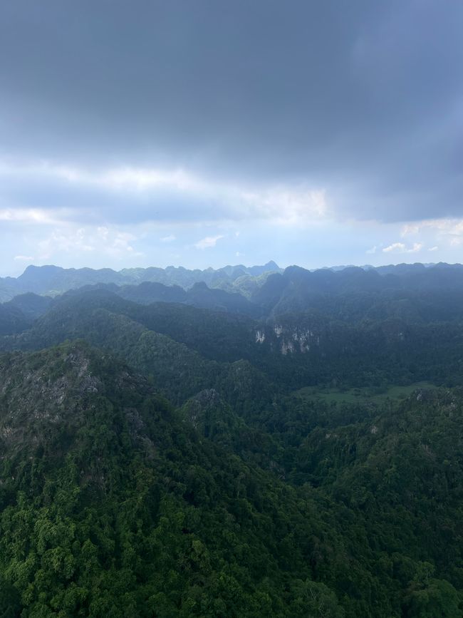 Cat ba island 