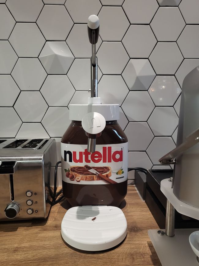 Noch nie gesehen: die Nutella Pump-Station
